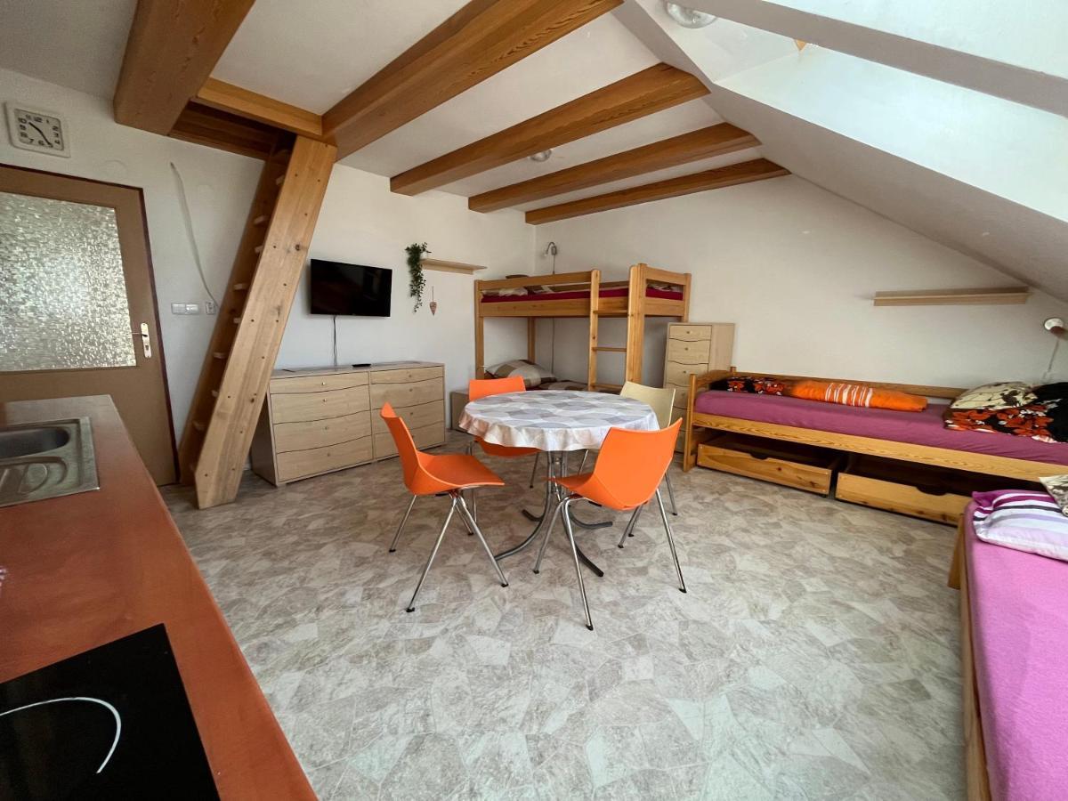 Ubytovani Na Mestecku 7 Nové Veselí Exteriér fotografie